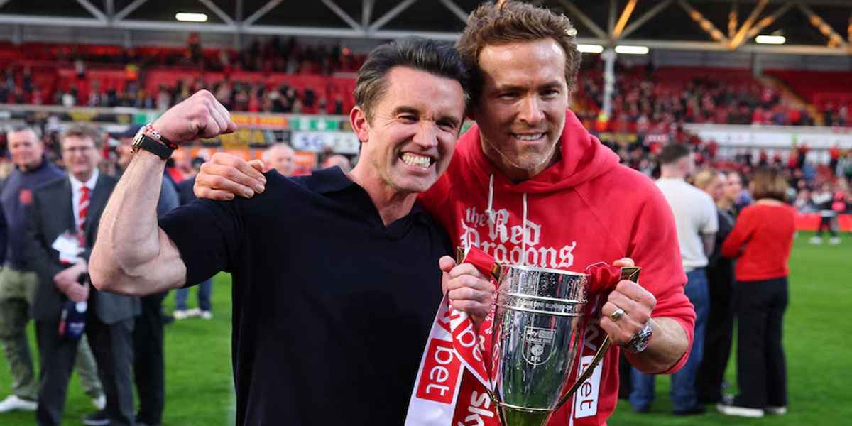 Peran-Ryan-Reynolds-dan-Rob-McElhenney-dalam-Kesuksesan-Wrexham_11zon
