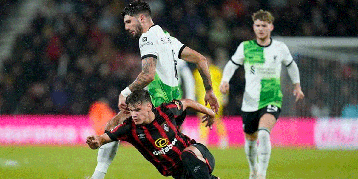 Transfer Makin Dekat, Milos Kerkez Segera Merapat ke Liverpool